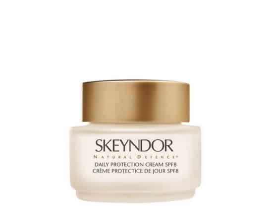 xdaily-protection-cream-spf8.jpg.pagespeed.ic_.9mNbYkXzIc